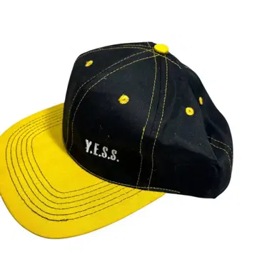 Y.E.S.S. 블랙/옐로우 컬러 캡 모자