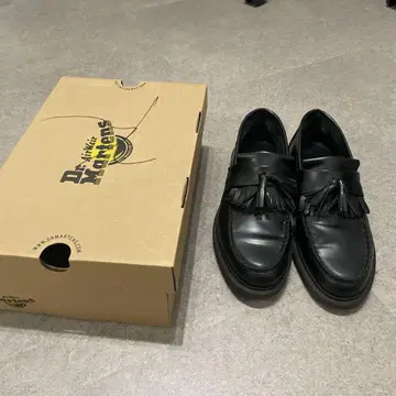 Dr. Martens 블랙 가죽 로퍼