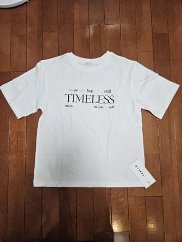 TIMLESS 텍스트 프린트 T셔츠
