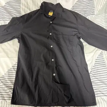 A.P.C. 블랙 긴팔 셔츠