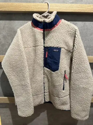 Patagonia 플리스 자켓 크림/네이비