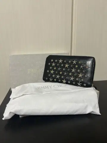 JIMMY CHOO 별 모양 스터드 장지갑