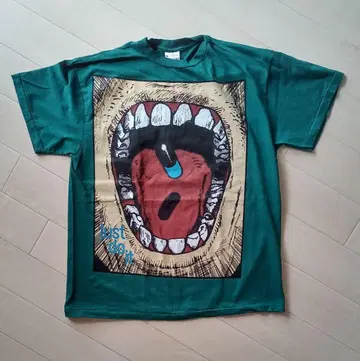 anarchic adjustment 아나킥 어드저스트먼트 TEE
