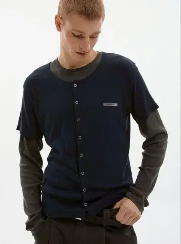 [ ESC STUDIO ] 레이어드 티셔츠