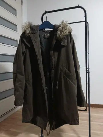올리브색 퍼 달린 모즈 코트 XL