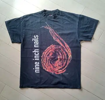 NINE INCH NAILS 나인인치네일즈 티셔츠