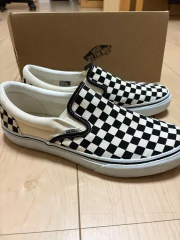 VANS 체커 패턴 슬립온