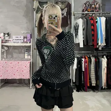 에네스베 노옴코어 도트 무늬 지퍼 후드티 위시코어 후드티