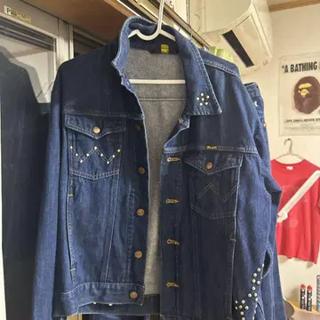 Wrangler 데님 자켓 스터드 부착