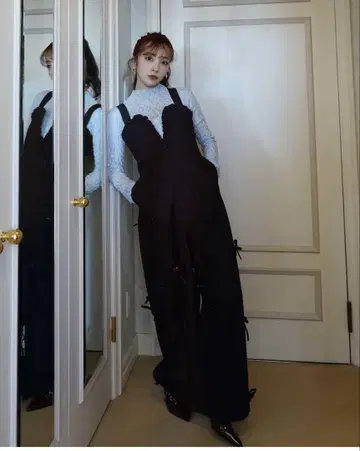 로지 루체 HEART NECK DENIM OVERALLS