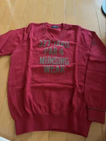 Munsingwear 레드 V넥 니트 M