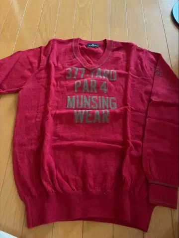 Munsingwear 레드 V넥 니트 M