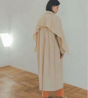 CLANE 백 프리일 싱글 코트