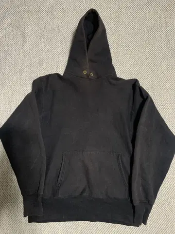CAMBER 블랙 후드 부착 후드티