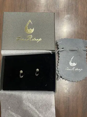 tear R drop 귀걸이