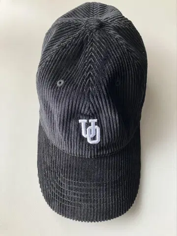 [ 새상품 ] UNIVERSAL OVERALL 코듀로이 캡 블랙