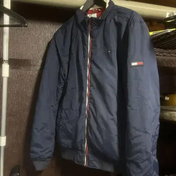 TOMMY JEANS 후드 부착 나일론 자켓 L 사이즈