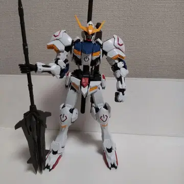 건담 프라모델 MG 1/100 발바토스 조립 완료