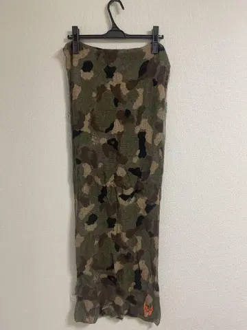 루시앙페라피네 카모플라쥬 머플러 스컬 자수