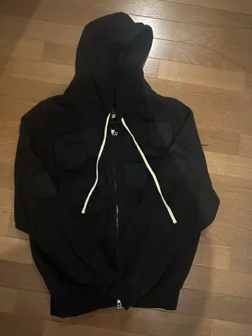 당케 쇤 후드 부착 후드티