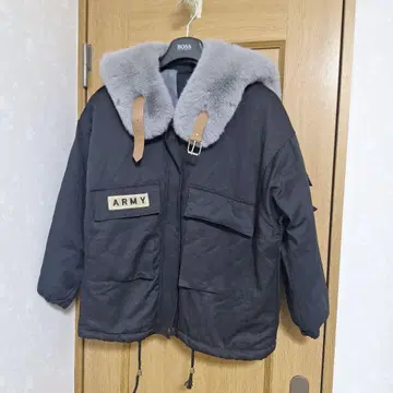 ARMY 패치 부착 퍼 옷깃 자켓