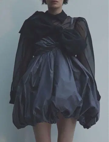 Bibiy. KITTY RIBBON BLOUSE