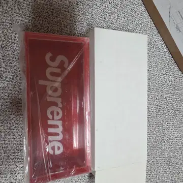 SUPREME ACRYLIC LUCITE BOX | 브랜드 중고거래 플랫폼, 번개장터