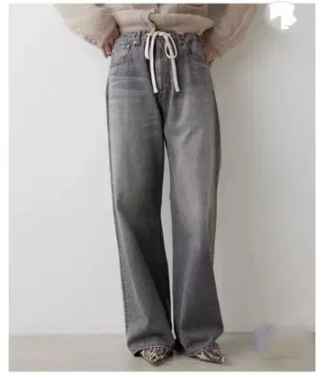 Whim Gazette 드로스트 데님