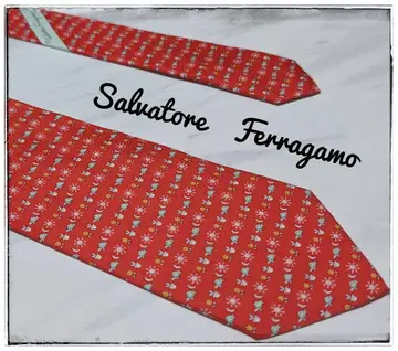 SalvatoreFerragamo 넥타이 태양 꽃 달 거북이 패턴