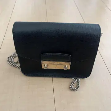 FURLA 블랙 체인 숄더백