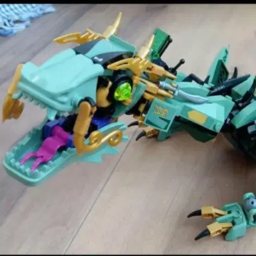 70612 로이드의 메카 드래곤 닌자고 더 무비