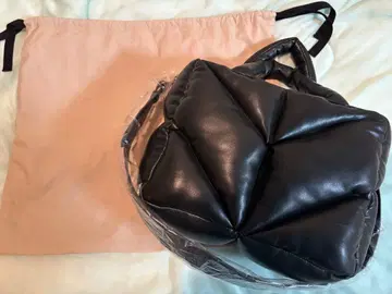 Glam Lips SMALL QUILTING 가죽 핸드백