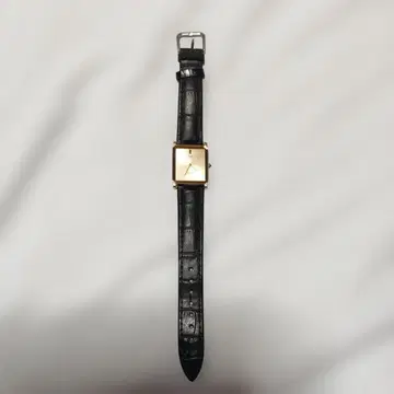 SEIKO 돌체 쿼츠 손목시계 배터리 방전 현 상태 그대로 판매합니다