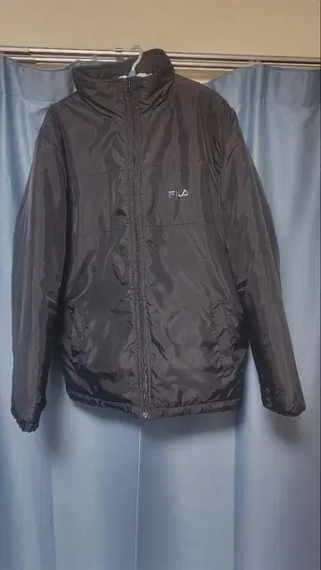 FILA 블랙 다운 자켓 M