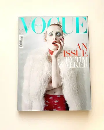 Vogue Italia Magazine December 2015