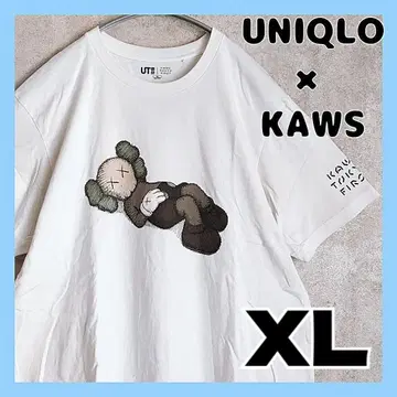 유니클로 KAWS 콜라보 반팔 T셔츠 화이트 XL