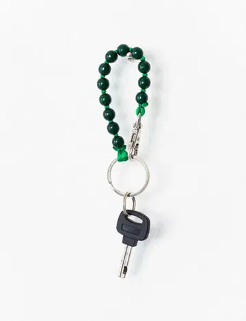 Ina Seifart Perlen short darkgreen green