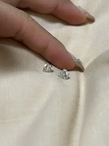 SWAROVSKI 하트 귀걸이