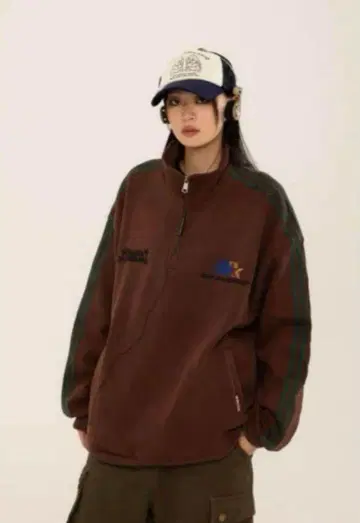 지하인 온라인 벨벳 하프 지퍼 완판템