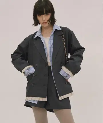 loin nuit 프릴 레이어드 자켓 네이비