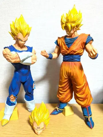 그란디스타 손오공 & 베지터 피규어 세트 개봉품