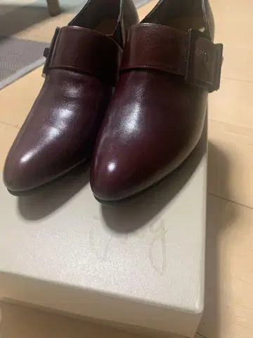 미사용 새상품 잉그 ing 힐 24.5cm 버건디 정가 17600엔