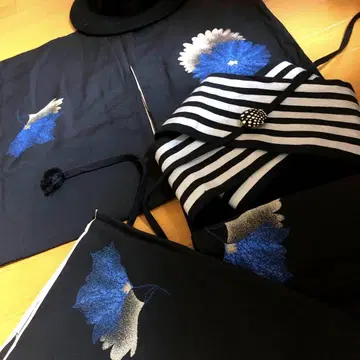 앤티크 마조리카 순수 실크 오메시 밤에 피는 파란 꽃 금 꽃 스트라이프