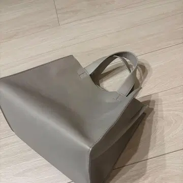 그레이 레더풍 토트백