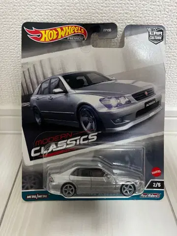 Hot Wheels Modern Classics 2/5