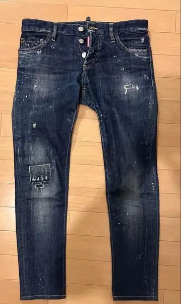 디스퀘어드 슬림진