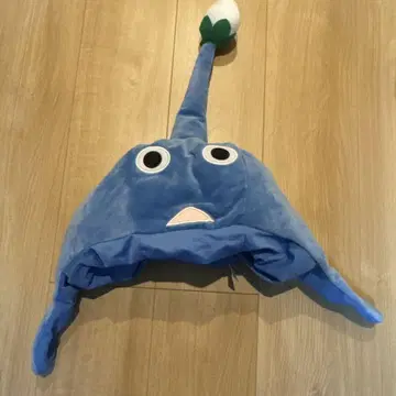 파란색 캐릭터 모자