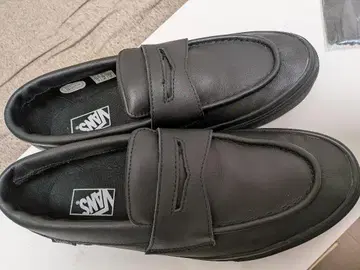 [ 새상품급 ] VANS 로퍼 레더 블랙 28cm