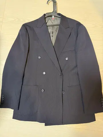 REDA 울 더블 브레스트 자켓 사이즈 M