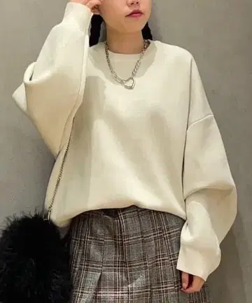 JEANASIS 지나시스 12G W 자카드 볼륨 슬리브 풀오버